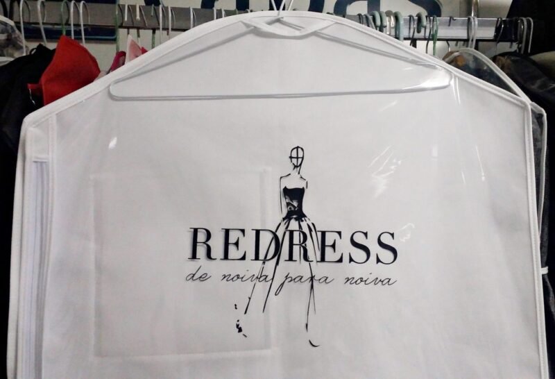 Capa Personalizada Para Vestido (100 peças) - Imagem 42