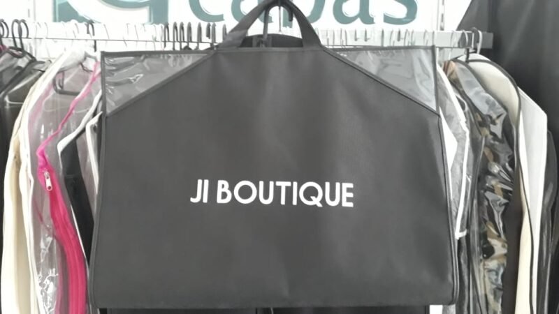 Capa Personalizada Para Vestido (100 peças) - Imagem 27