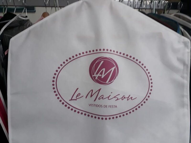 Capa Personalizada Para Vestido (100 peças) - Imagem 23